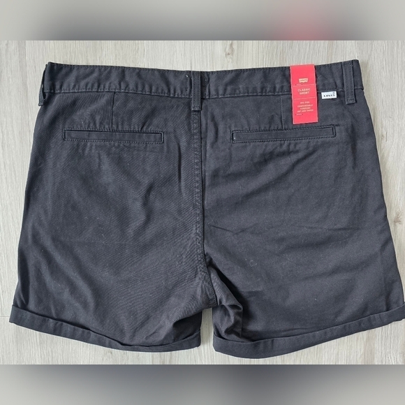 Levi's | Classic cotton blend black mid rise shorts | WMS 32 NWT - Picture 7 of 8